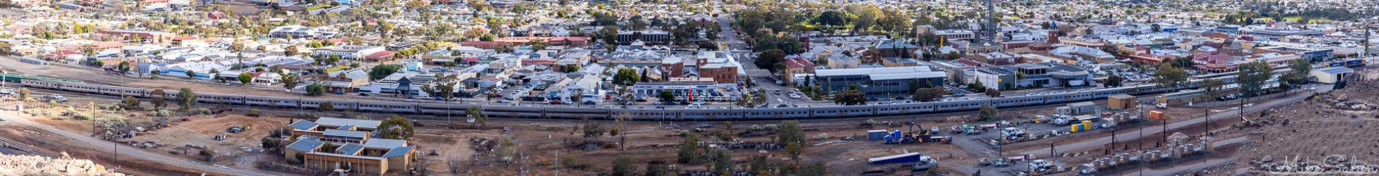 Seen from the Line of Lode Reserve, the front part of the Indian Pacific. In all, it is 25 carriages long. [2862]