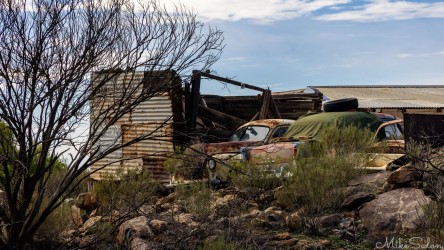 This old house at the Block 10 Lookout in Broken Hill features a three car parking area. The lookout provides views of the Southern Operations part of the Line of Lode. [3107]