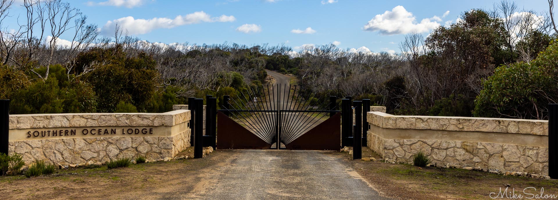 From here, it`s about a kilometer along a sealed driveway to get to a warm welcome at Southern Ocean Lodge. [3368]