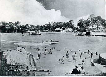 Old B&W photograph of the lake and flying boat at Catalina Park. Credit:https://bmlocalstudies.blogspot.com/2010/06/catalina-park-katoomba.html [0549]