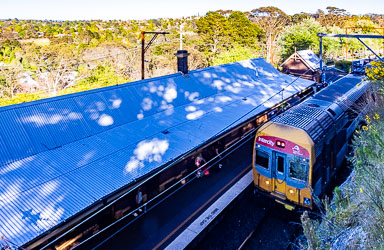 Arrival of the Intercity at Leura Station, taking commuters to Sydney. Locals would like a much faster VFT service, but no-one is holding their breath! [5871]