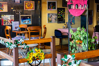 The Cafe on Kelly is a community enterprise giving employment to those who might find it difficult. More power to this cafe, and we got great coffee here! [5523]
