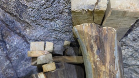 Rough‑hewn beams brace the tunnel walls — a testament to the miners’ skill and courage. [2996]