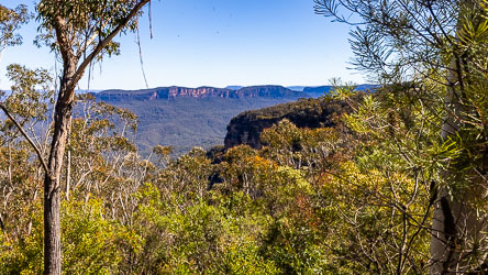 Long but thin, Mount Solitary as seen from the Valley of the Waters lookout. [5996]
