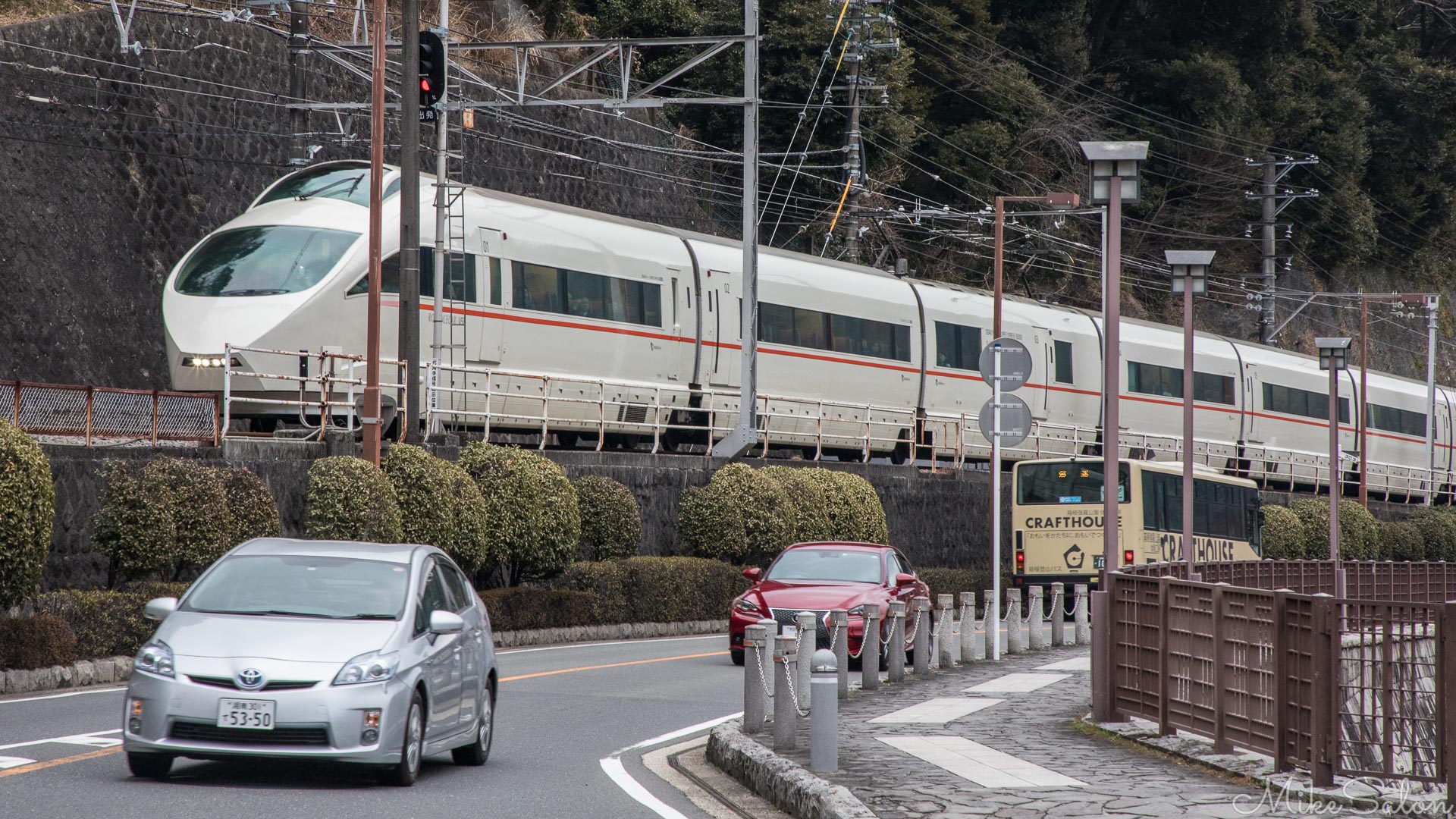 Train to Hakone : Romance Car train pulling into Hakone-Yamoto station in the foothills of Mt Fuji. (0D0A0932.jpg)<br>Camera: Canon EOS 5D Mark IV