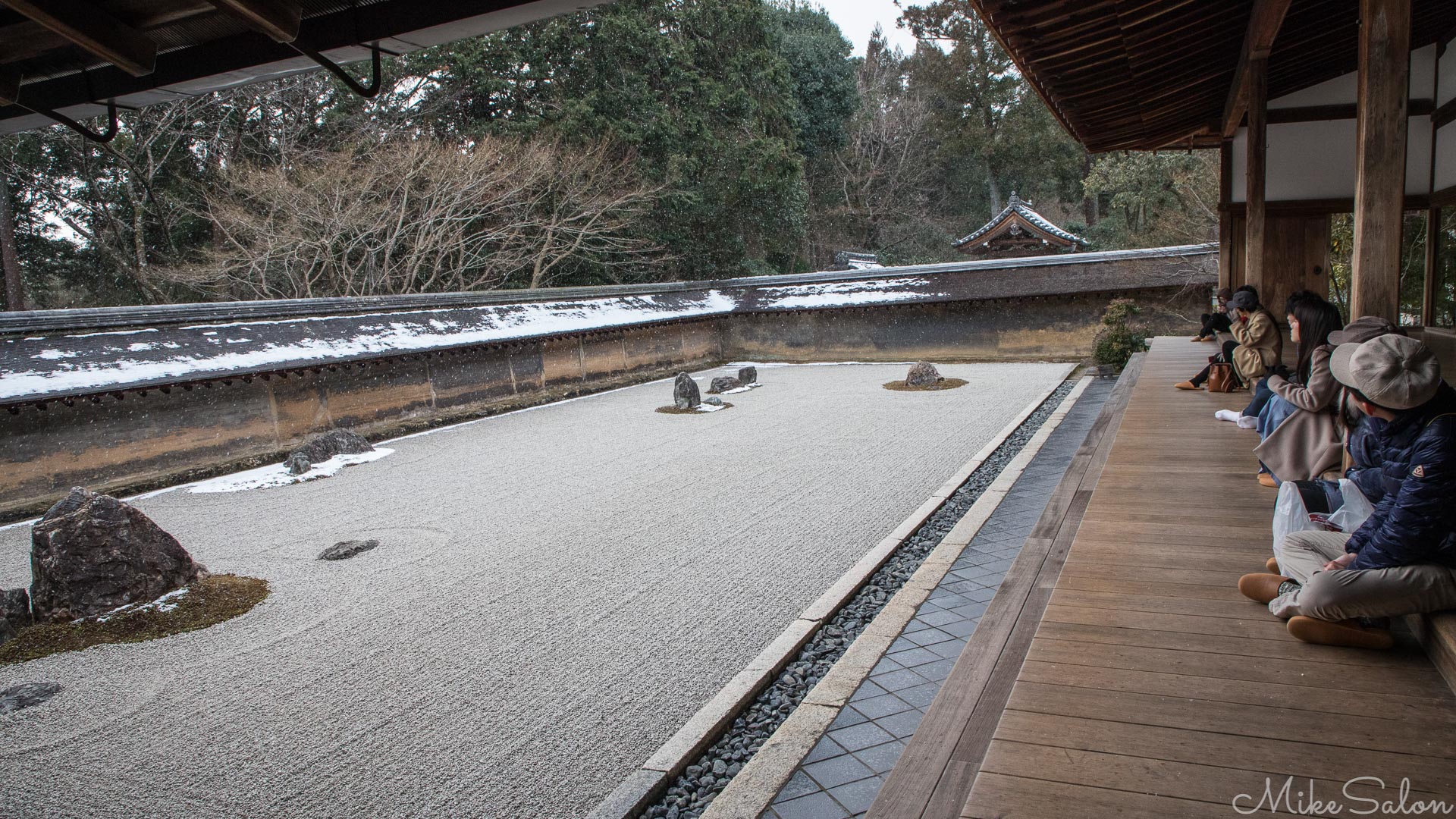 Zen Garden, Kyoto : Meditation at the zen garden at Ryoanji Temple. (0D0A7905.jpg)<br>Camera: Canon EOS 5D Mark IV